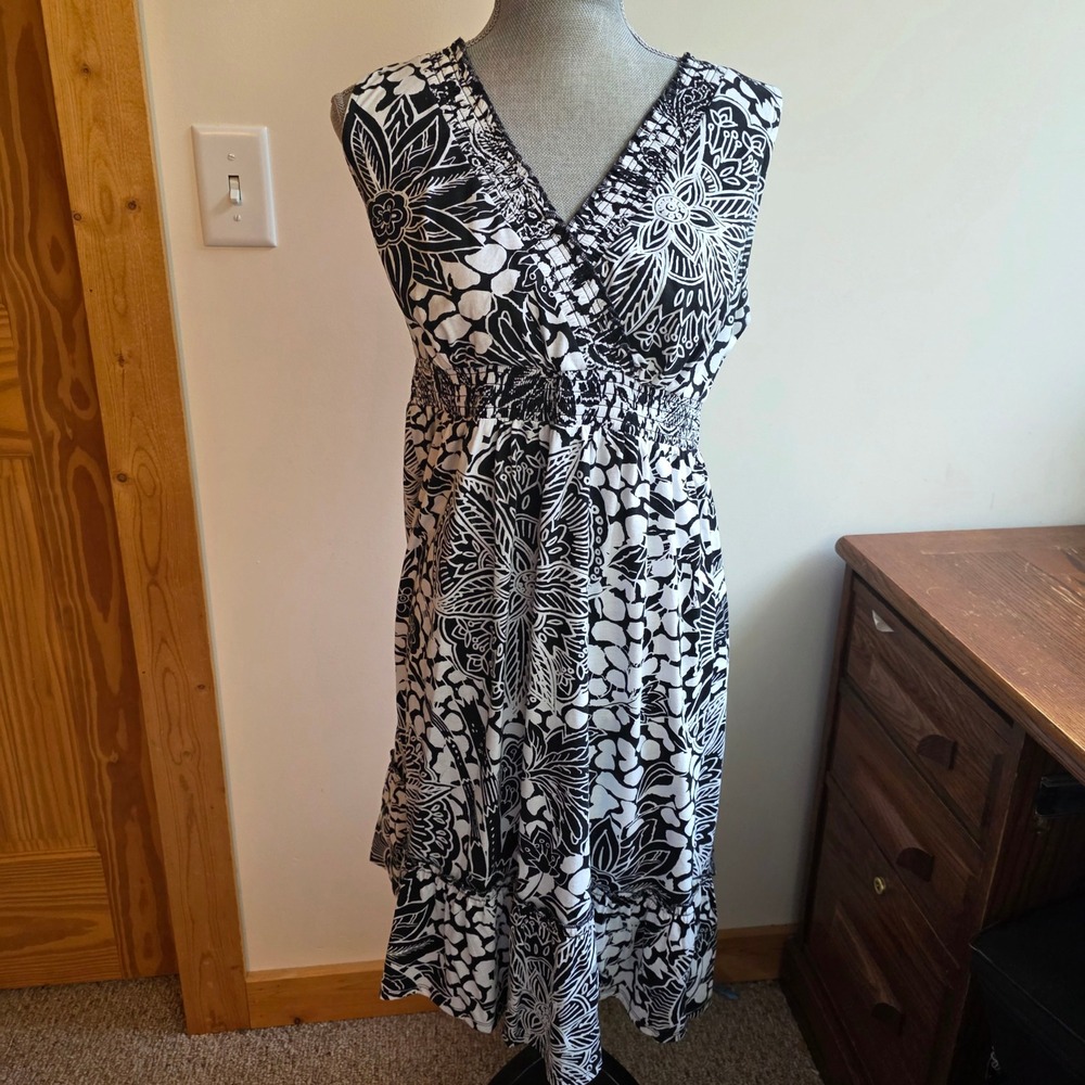 Fashion Bug VTG Y2K Black White Floral Paisley Smocked Empire Ruffle Midi Dress - Picture 1 of 8